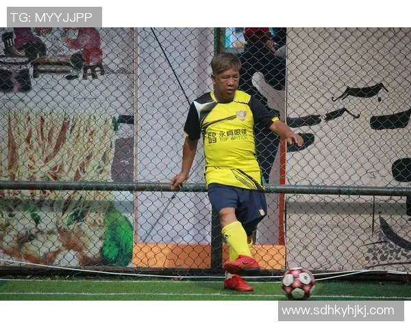 广东业余足球赛中的球星人物及其卓越表现分析