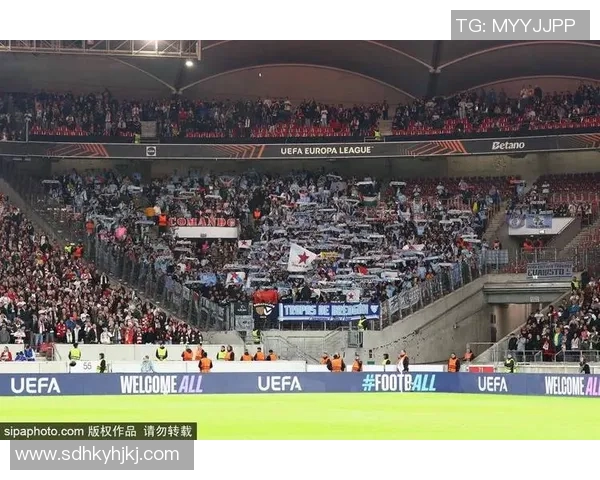 新足球星闪耀赛场引领球队奋勇拼搏点燃全球球迷热情 新足球星闪耀赛场引领球队奋勇拼搏点燃全球球迷热情