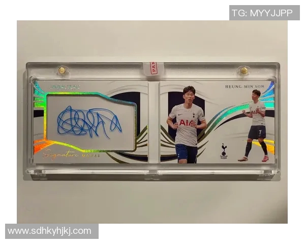 足球卡片收藏热潮:从球星传奇到新兴市场的投资潜力解析 足球卡片收藏热潮:从球星传奇到新兴市场的投资潜力解析